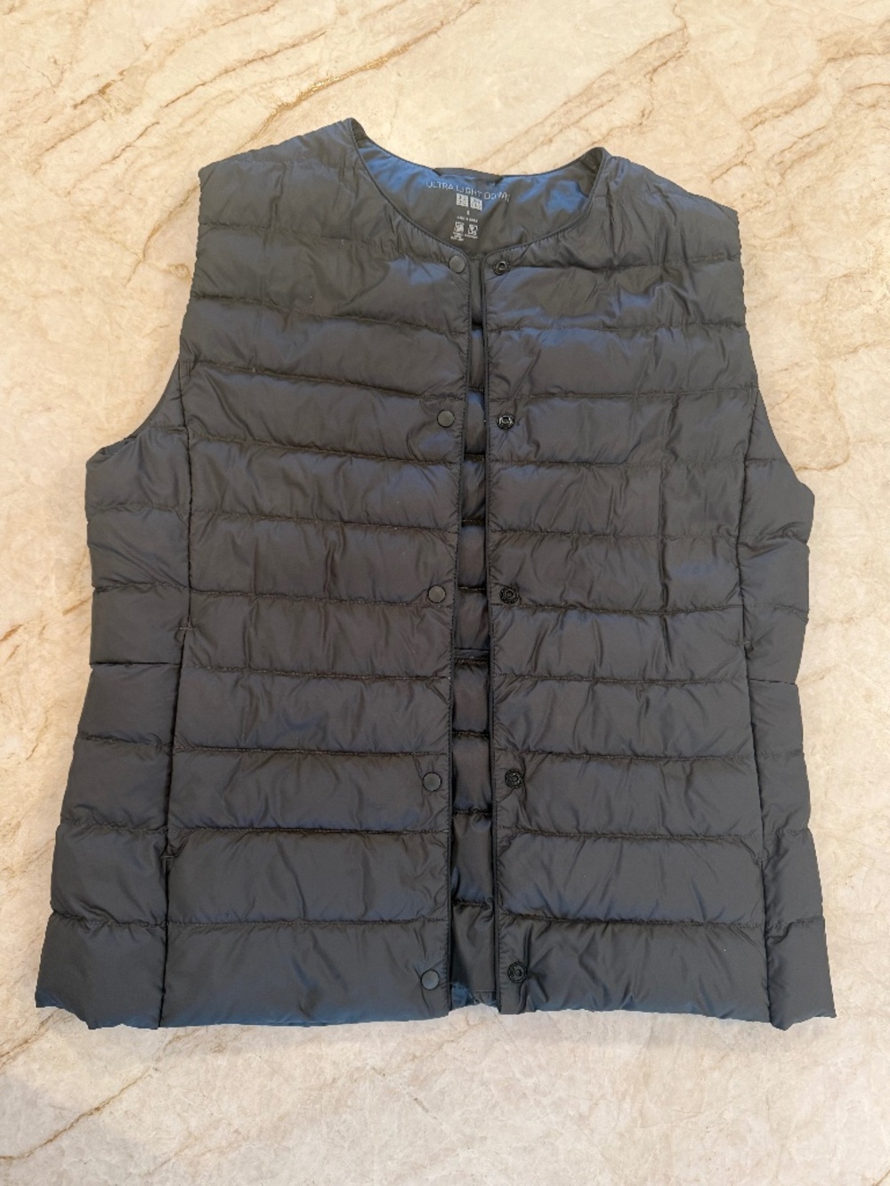 Uniqlo Down Vest Small Charcoal NWOT